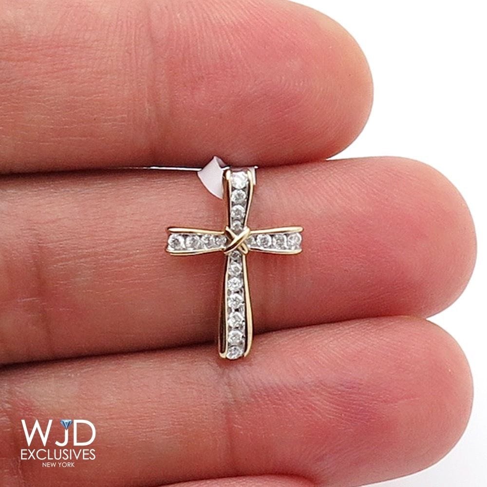 0.25Ct Real Diamond 10k Solid Yellow Gold Religious Cross Pendant 0.7"
