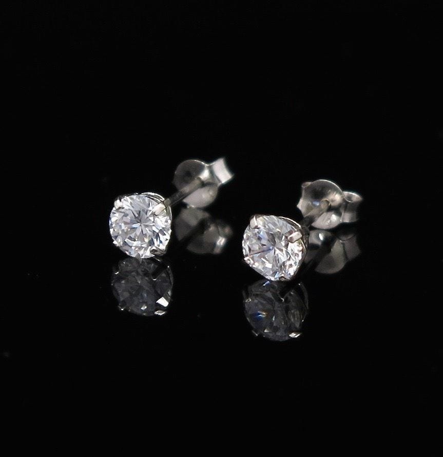 0.5Ct Round CZ 14K White Gold 4mm Round Push Back Stud Earrings