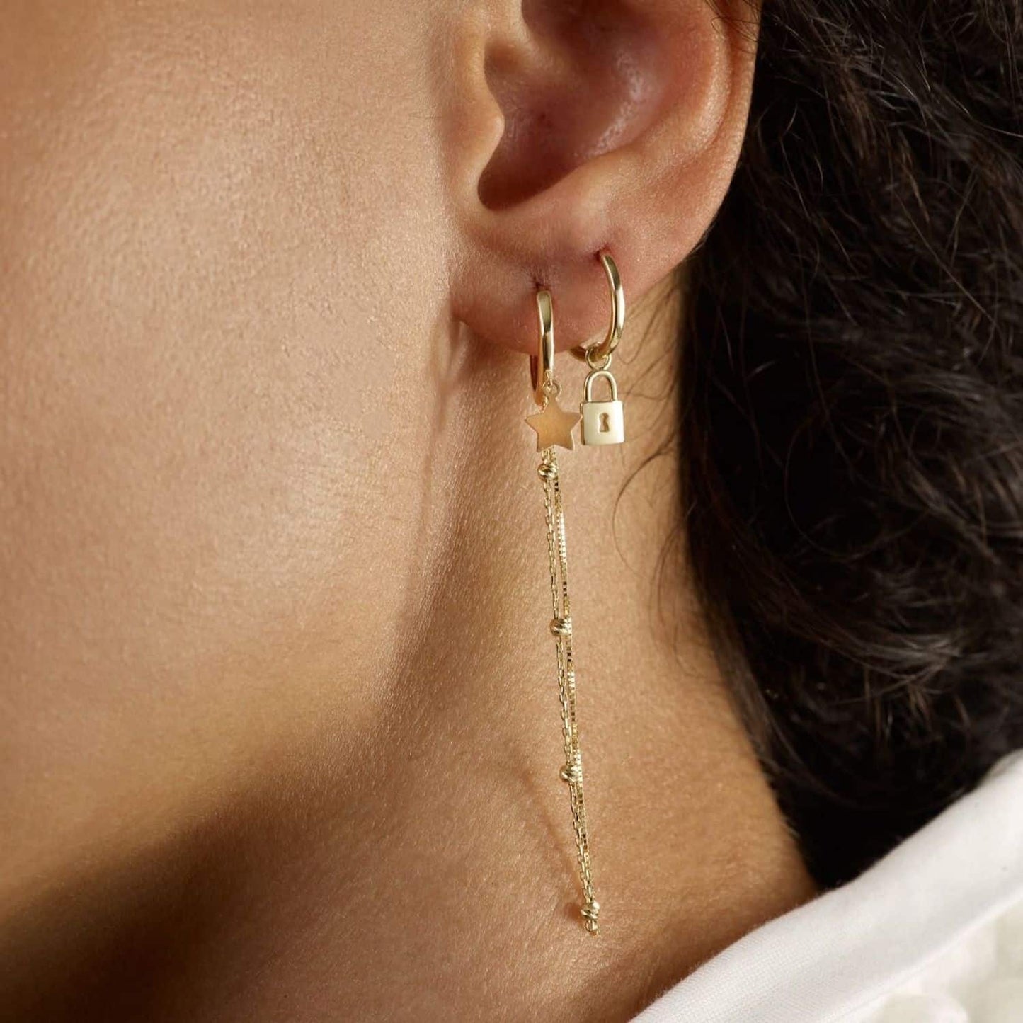 14K Yellow Gold Drop Chain Star Huggies Earrings 50mm