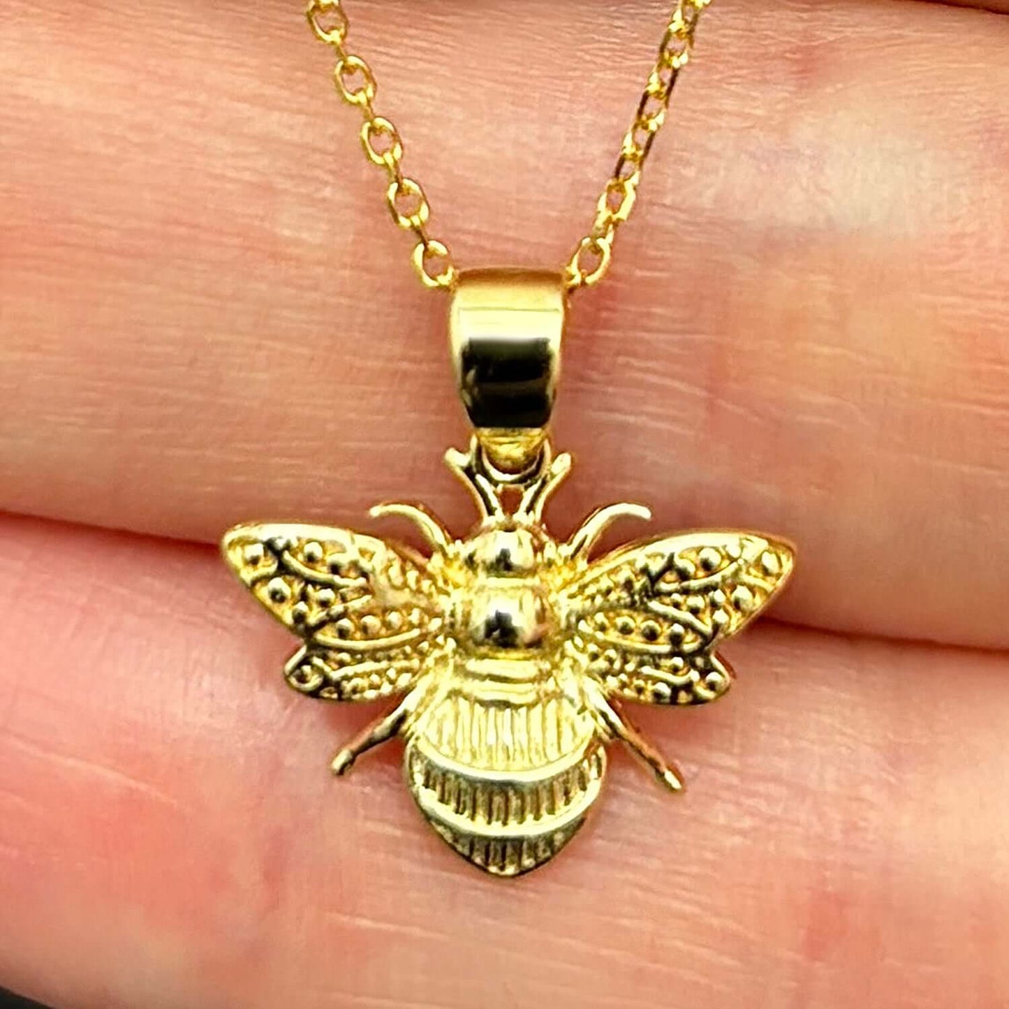 14K Real Gold Bumblebee Pendant Cable Chain Necklace 16"-18" Adjustable