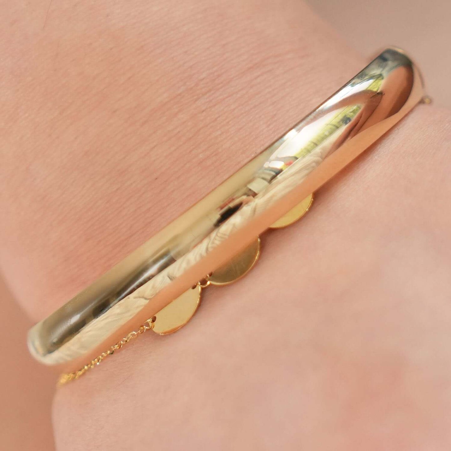 14K Gold Yellow 8mm Bangle Bracelet 7"-8"