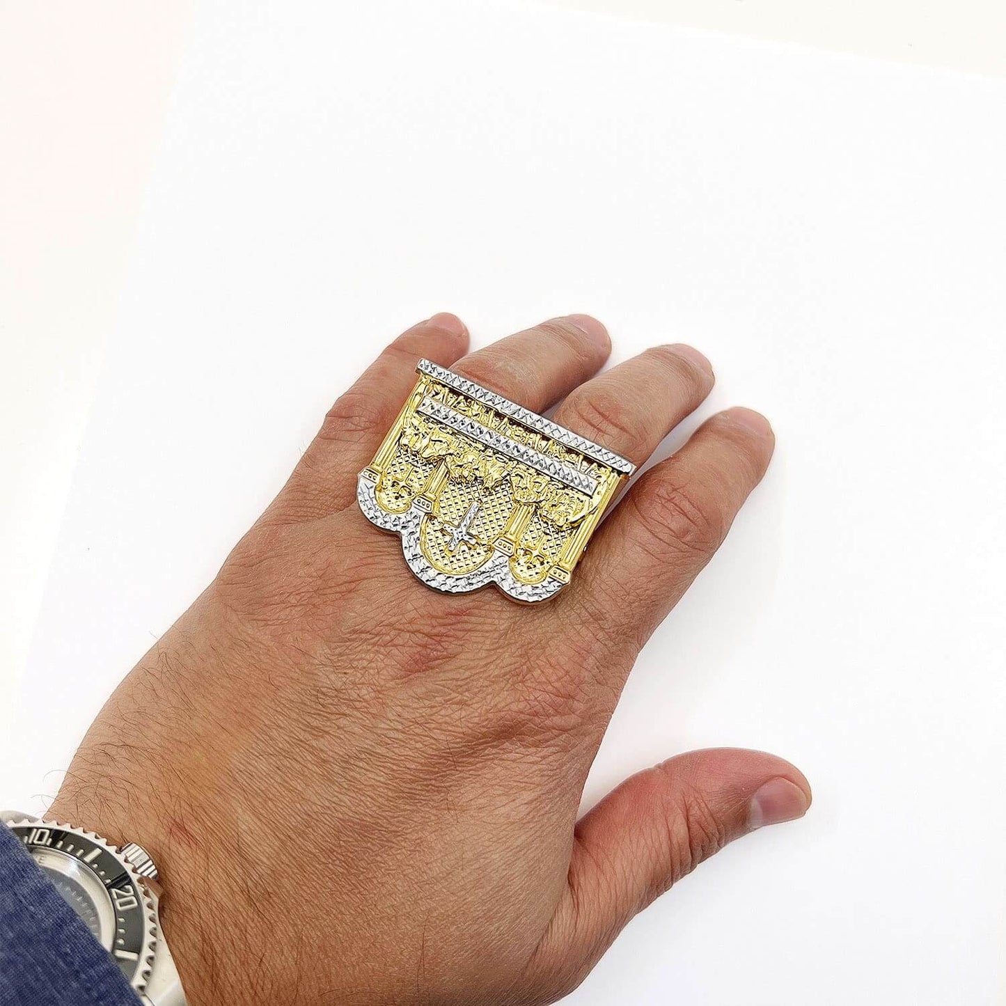10K Gold Two-Tone Yellow White Diamond Cut Last Supper 3D Two-Finger Ring