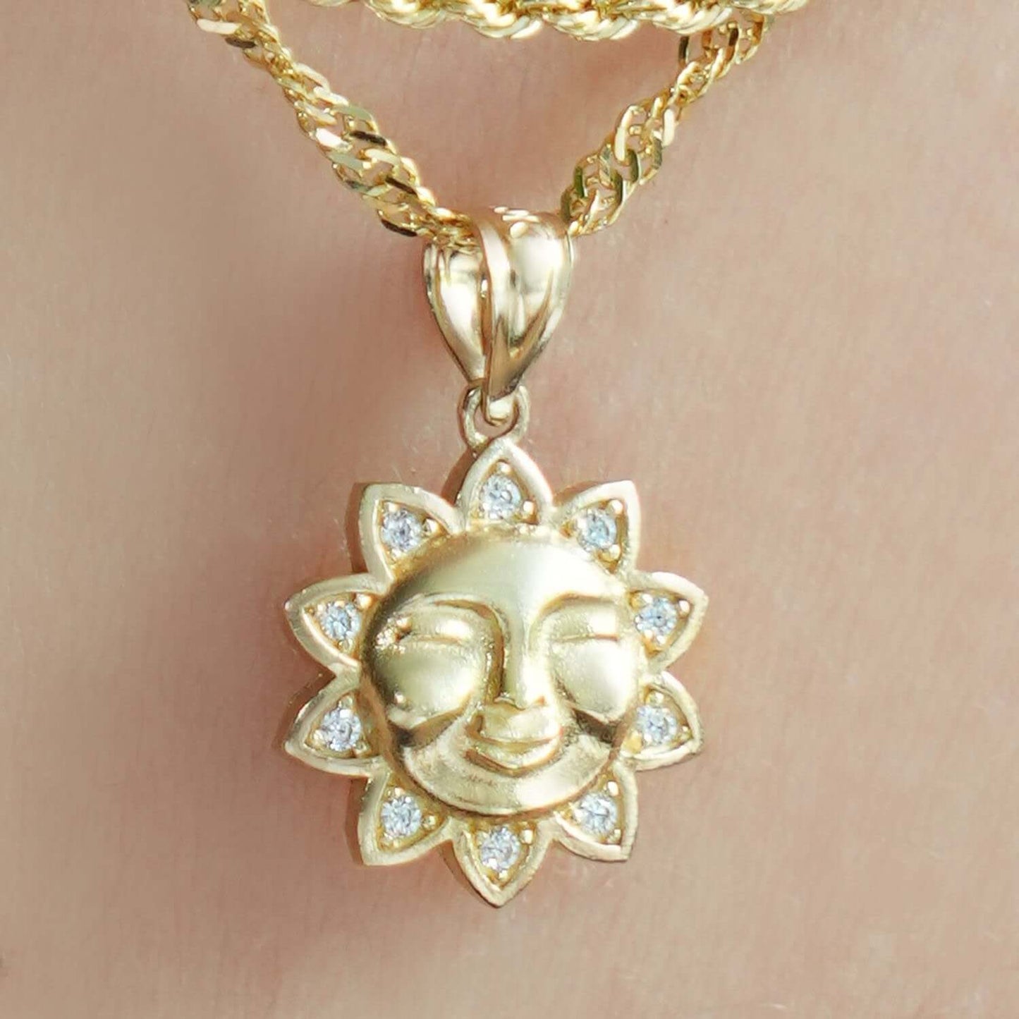 10K Real Gold 0.05CTW CZ Smiling Sun Face Pendant 0.7"