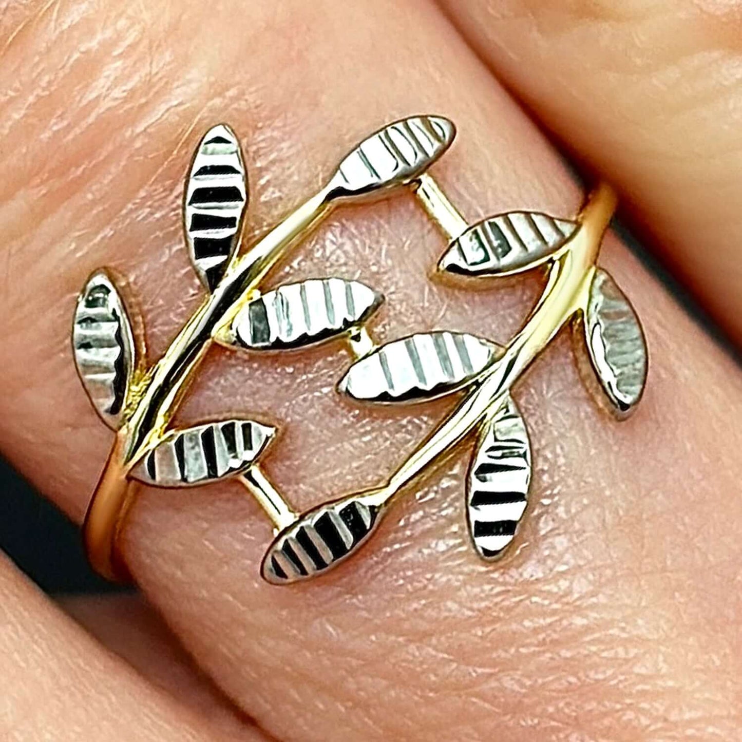 Real 14K Gold Two-Tone Olive Branch Leaf Ring – Italian Made