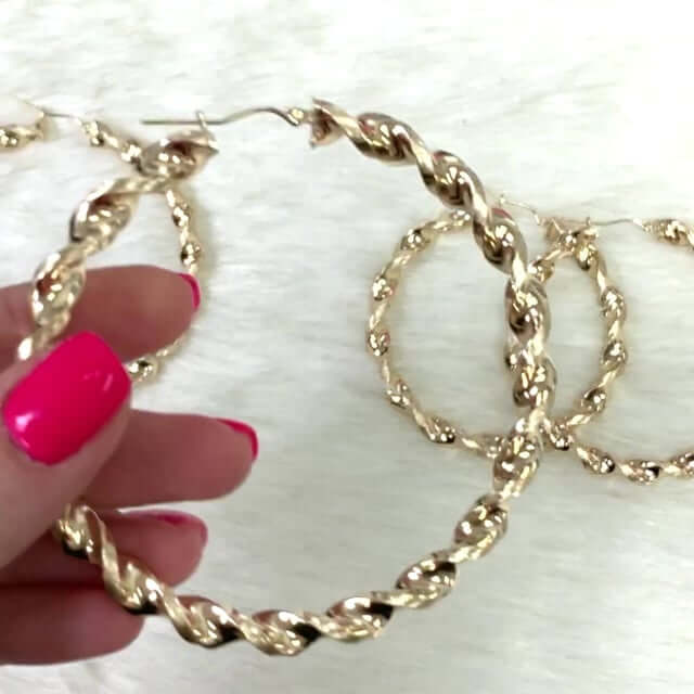 10K Yellow Gold Twisted Tube 6mm Diamond-Cut Textured Hoop Earrings 52mm-73mm
