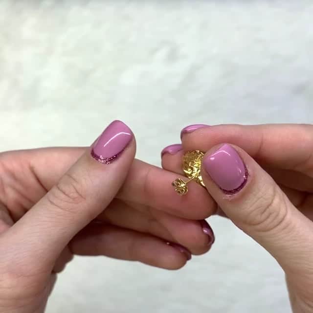 10K Real Gold Diamond-Cut White Zirconia Lion Head Stud Earrings