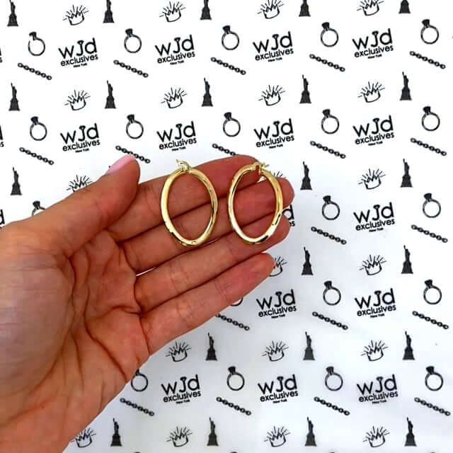 10K Gold Diamond Cut Oval Hoop Earrings 32mm