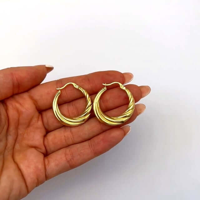 14K Gold Graduated Twisted Hoop Earrings 27mm