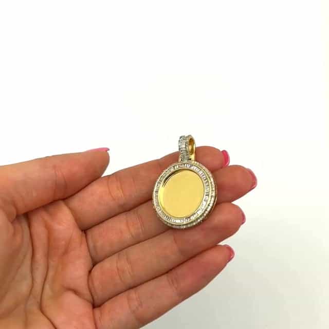 1.27CTW Real Diamond 10K Yellow Gold Round Picture Frame Memory Pendant 1.3"