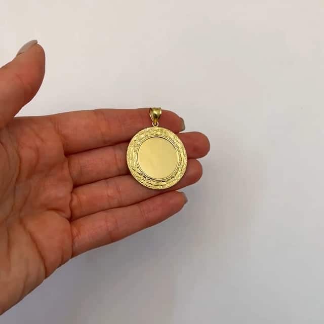 Customizable 10K Yellow Gold Nugget Picture Photo Memory Medallion Pendant 1.5"
