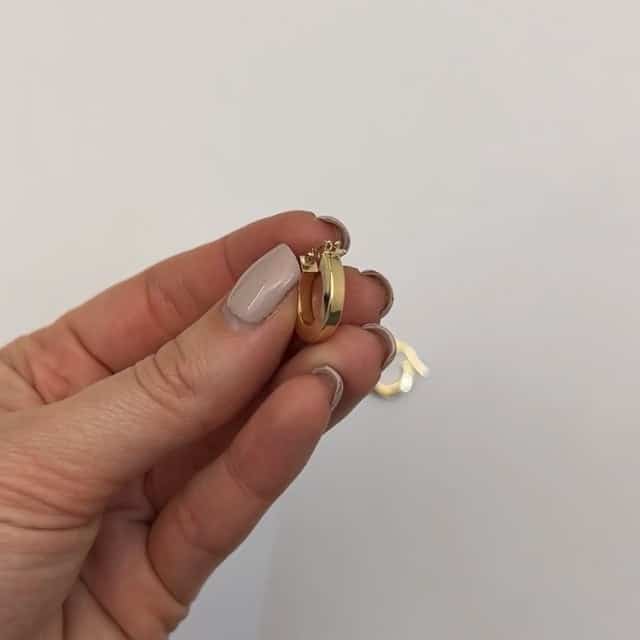 14K Gold Yellow Round Hoop Earrings 15mm