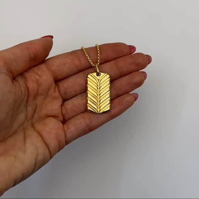 14K Yellow Gold Diamond-Cut Dog Tag Pendant with 1.8mm, 20" Round Box Chain