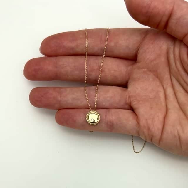Real Diamond 14K Gold Twisted Rope Round Pendant Necklace 16-18" Adjus