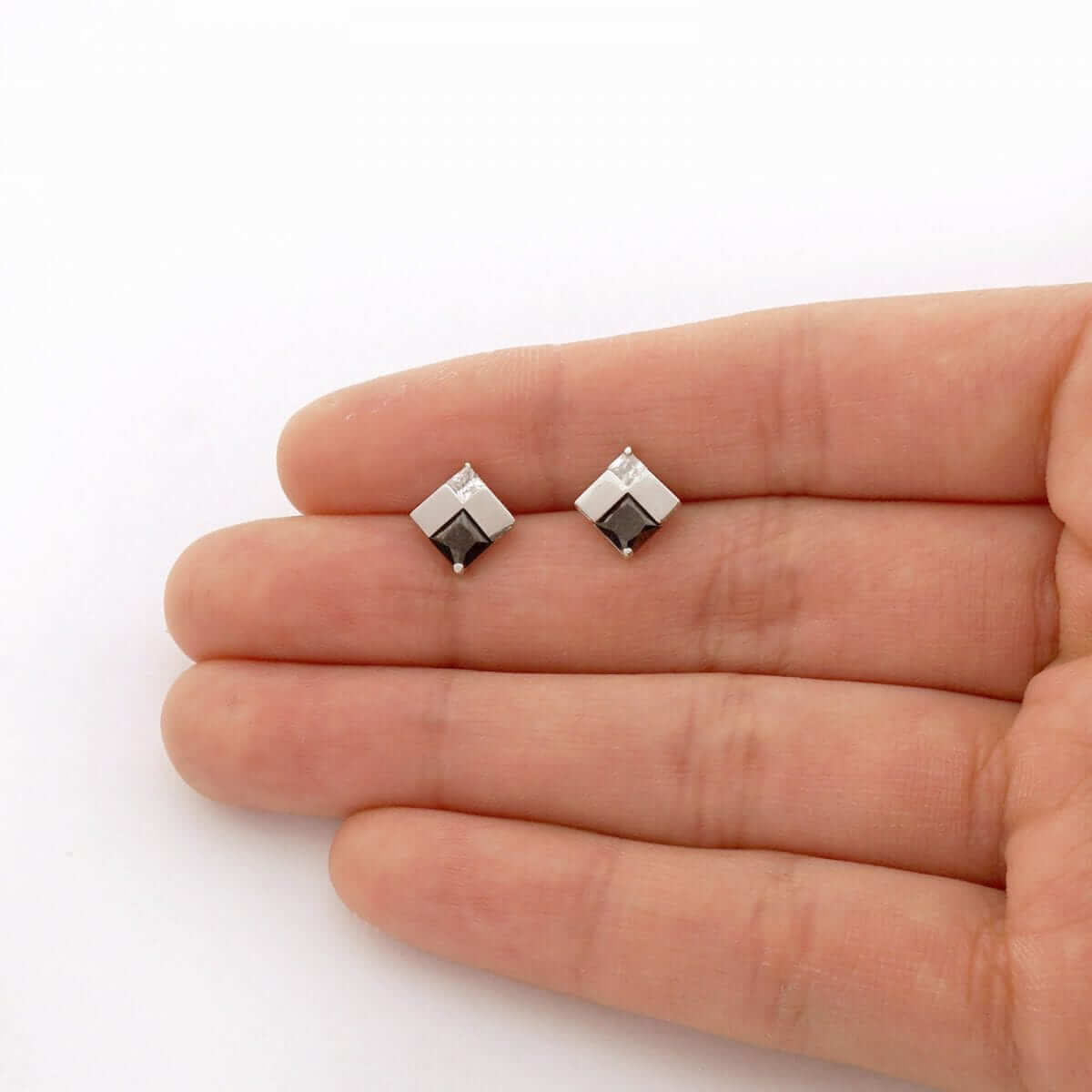 Square Real Onyx & CZ Screwback Stud Earrings 14k Yellow Gold