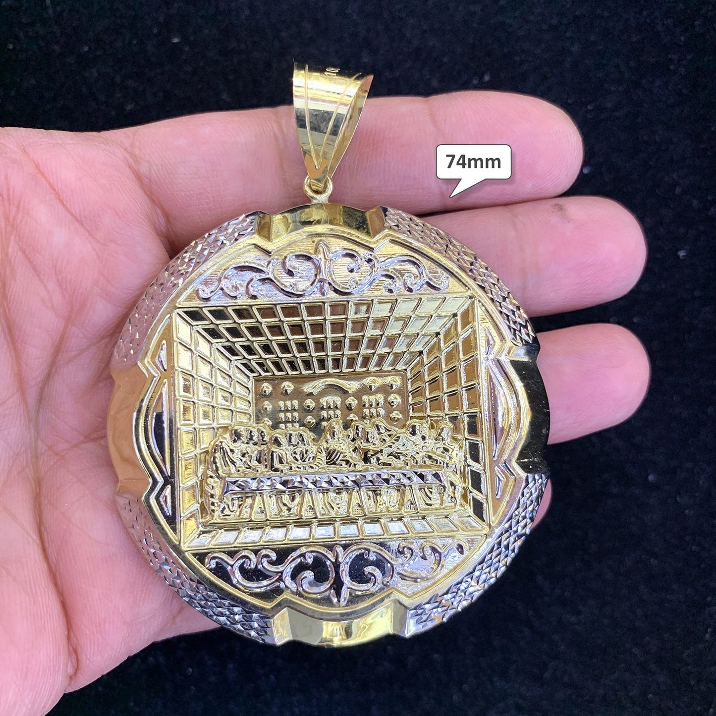 Yellow Gold 10K Diamond-Cut 3D Apostles The Last Supper Round Pendant 15mm-75mm