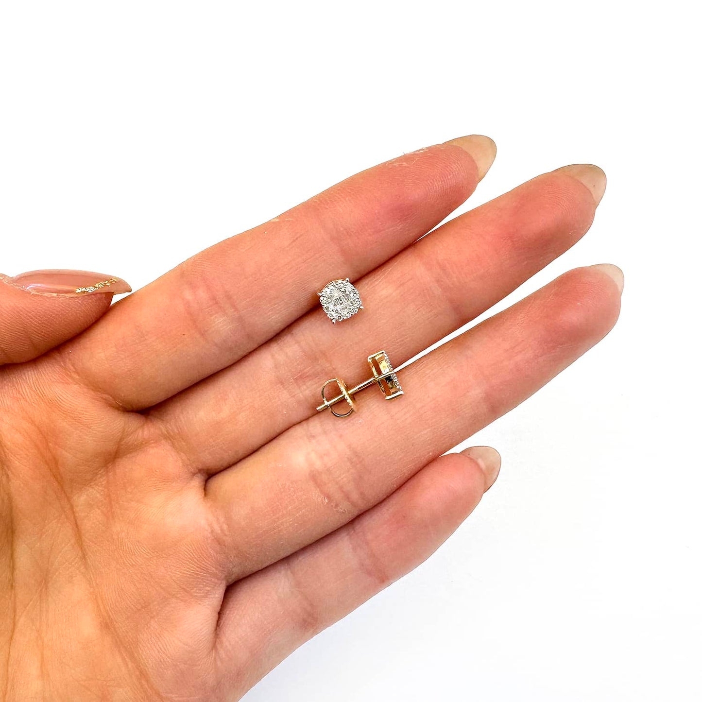 0.25CTW Real Diamond 10K Real Gold White Round Screw Back Stud Earrings