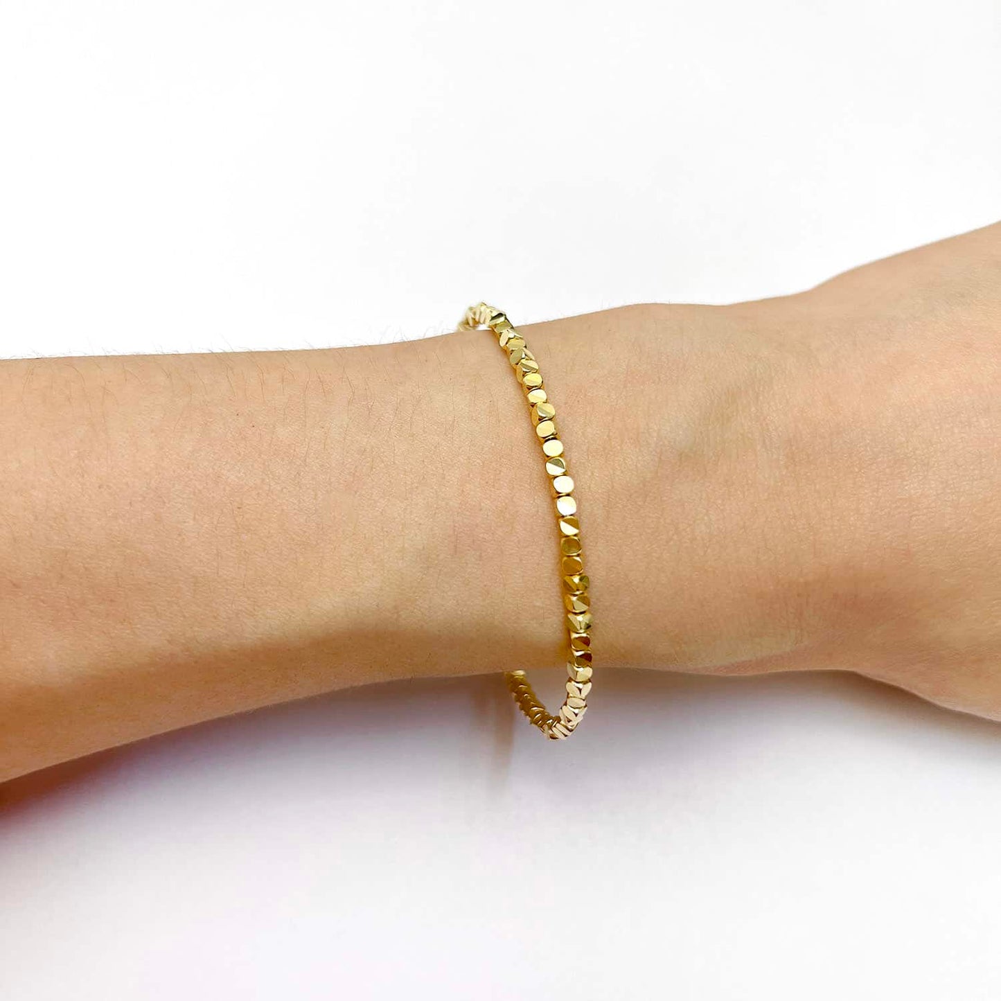 14K Yellow Gold 2.5mm Diamond-Cut Cube Bangle Bracelet 6.75"