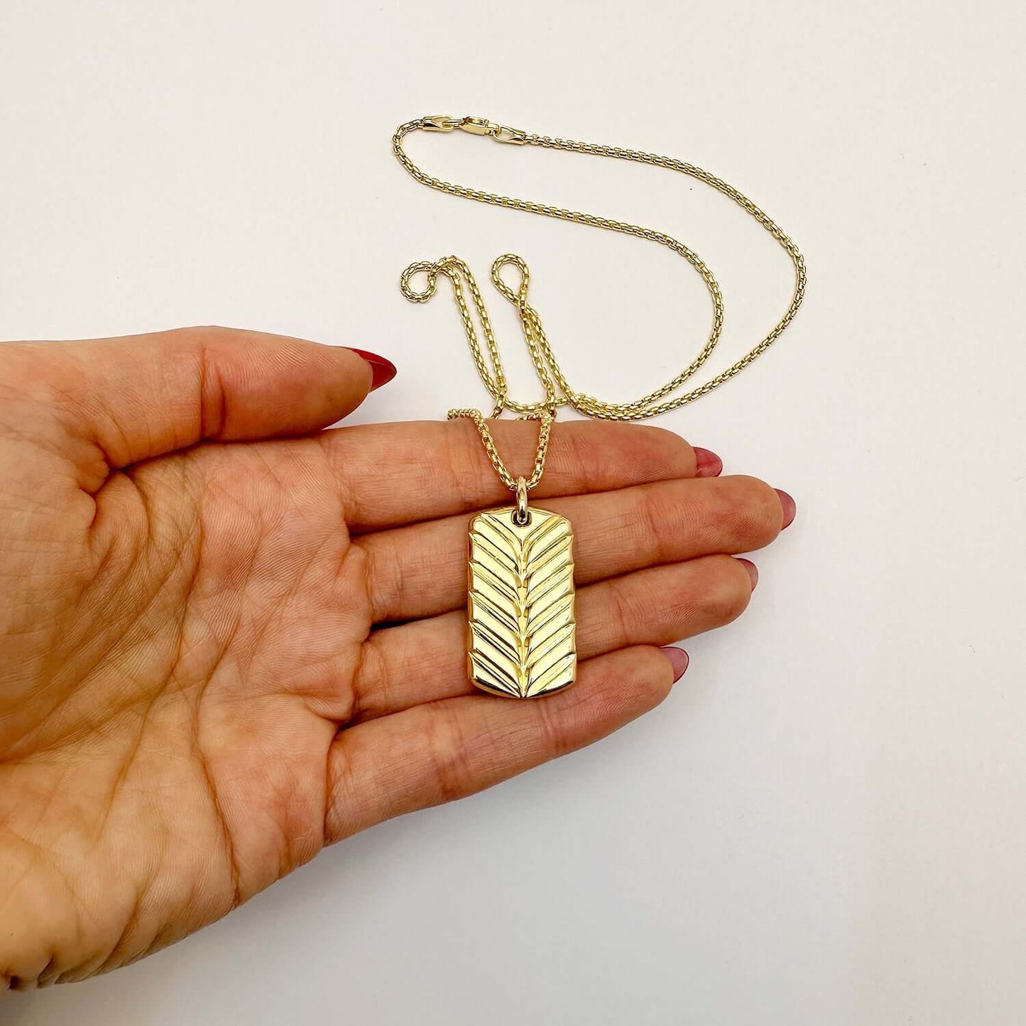 14K Yellow Gold Diamond-Cut Dog Tag Pendant with 1.8mm, 20" Round Box Chain