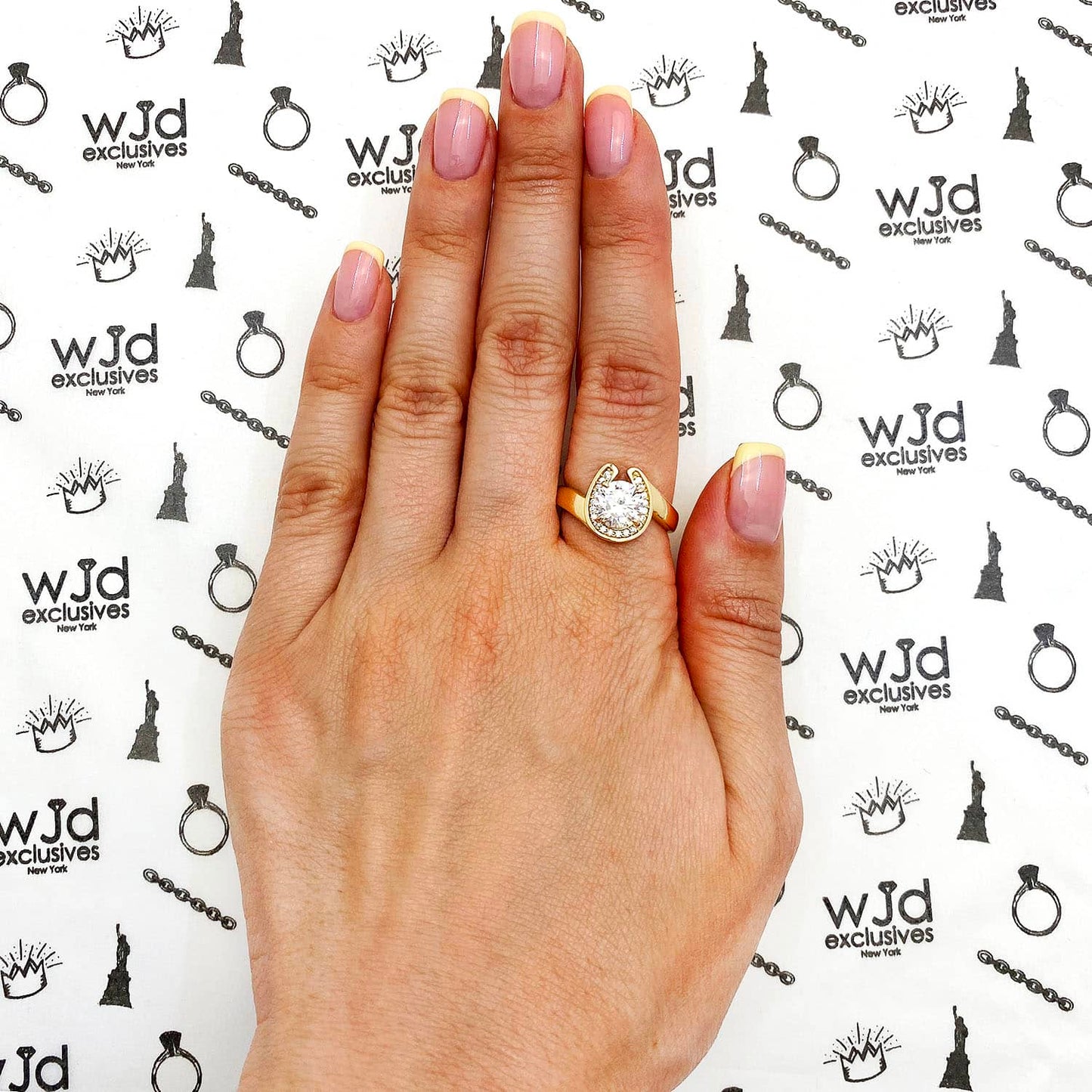 1.70CTW CZ 14K Gold Yellow Horseshoe Engagement Ring