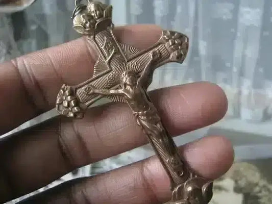 Exploring the Elegance of French Christian Gothic Jewelry: A Timeless Blend of Faith and Artistry - WJD Exclusives