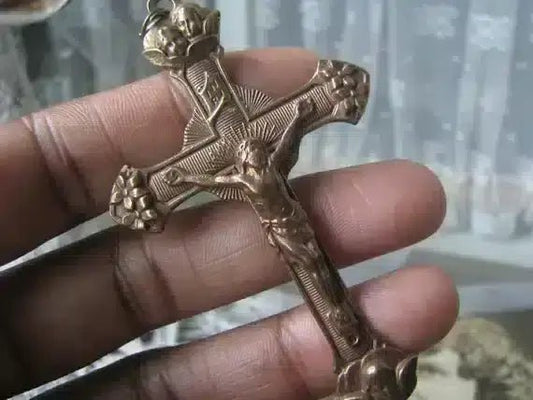 Exploring the Elegance of French Christian Gothic Jewelry: A Timeless Blend of Faith and Artistry - WJD Exclusives