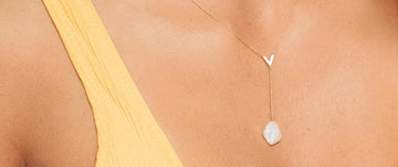 The Lariat Necklace Revolution: How This Timeless Piece Is Outshining the Giants of Jewelry
