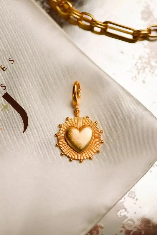 Tatum James Jewelry vs. WJD Exclusives: A Comparative Analysis for Discerning Jewelry Buyers - WJD Exclusives