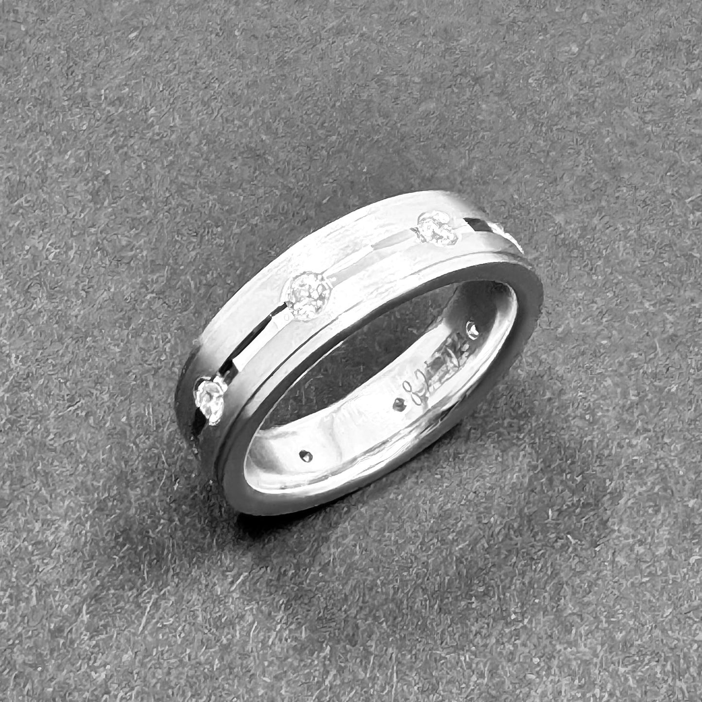 0.25CTW Natural Diamond 8-Stone 14K Gold White 6mm Wedding Band Ring