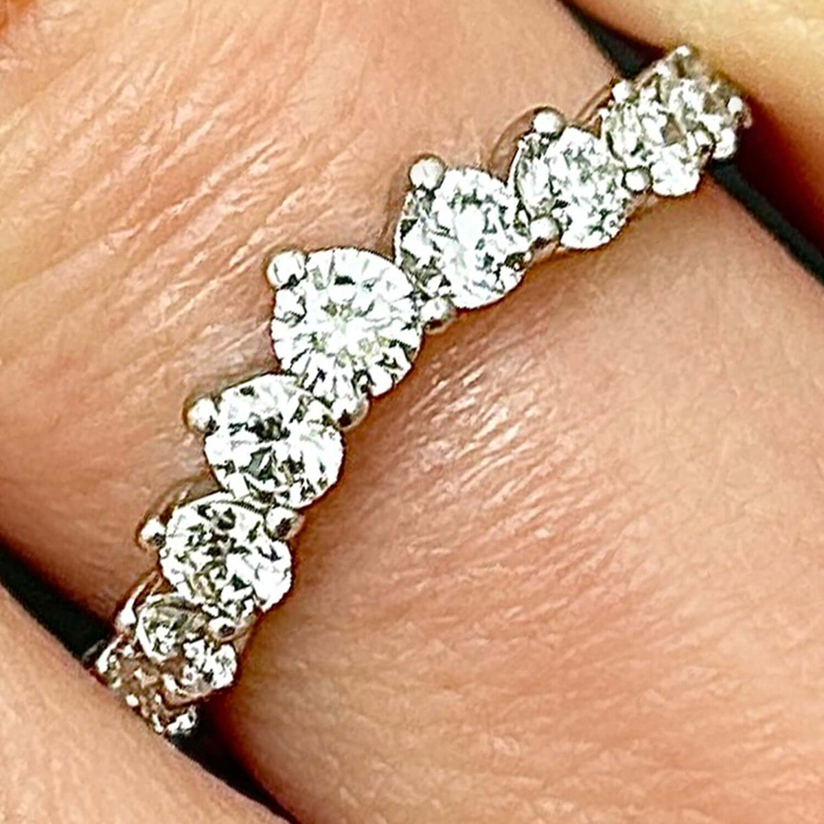 0.75CTW Lab - Grown Diamond Round 18K Gold White Graduated Chevron Band Ring - WJD Exclusives