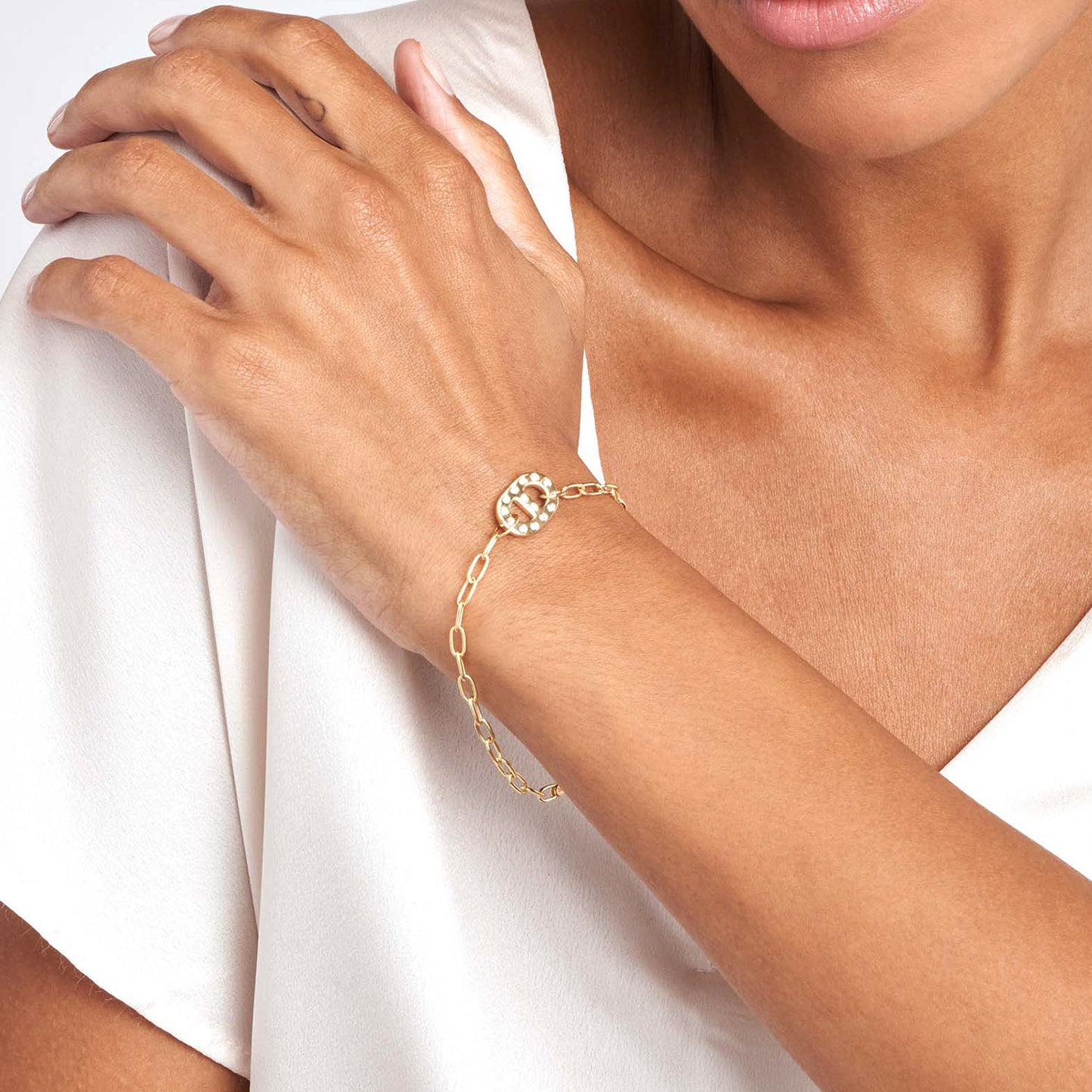 0.21CTW Natural Diamond 14K Yellow Gold Oval Link Charm Bracelet (Solid Links) 7.5"