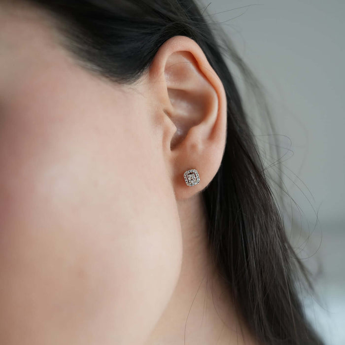 0.23CTW Natural Diamond 10K Gold White Cluster Screw Back Stud Earrings - WJD Exclusives