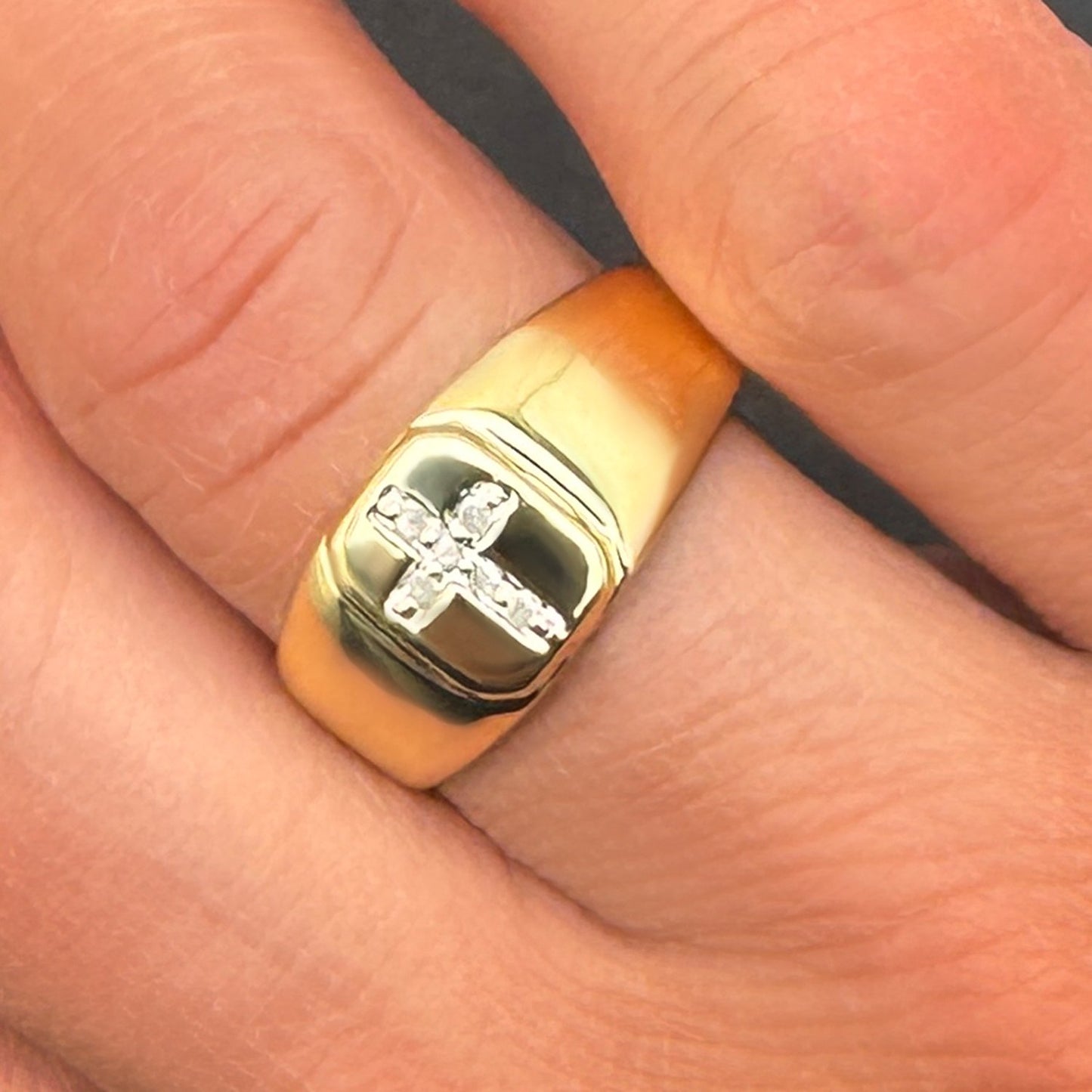 0.06CTW Real Diamond 10K Yellow Gold Cross Signet Ring