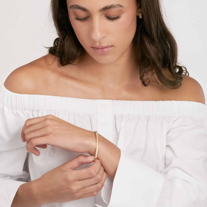 14K Yellow Gold 5mm Ribbed Hinged Bangle Bracelet (Hollow) 7" - WJD Exclusives