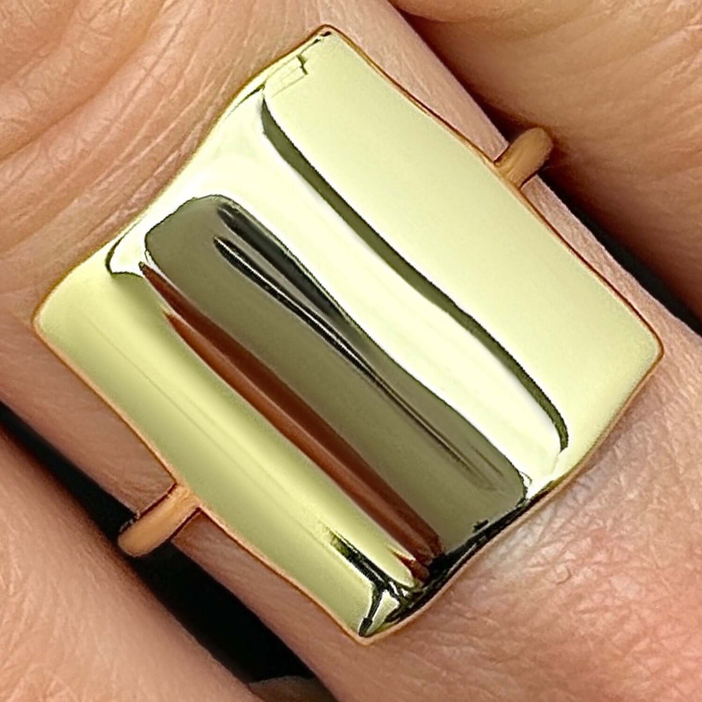 14K Gold Flat Rectangular Top Lightweight Stackable Band Ring