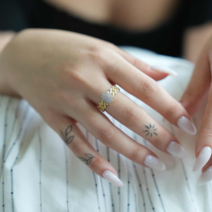 0.15CTW Natural Diamond 10K Gold Miami Oval Diamond Top Ring - WJD Exclusives