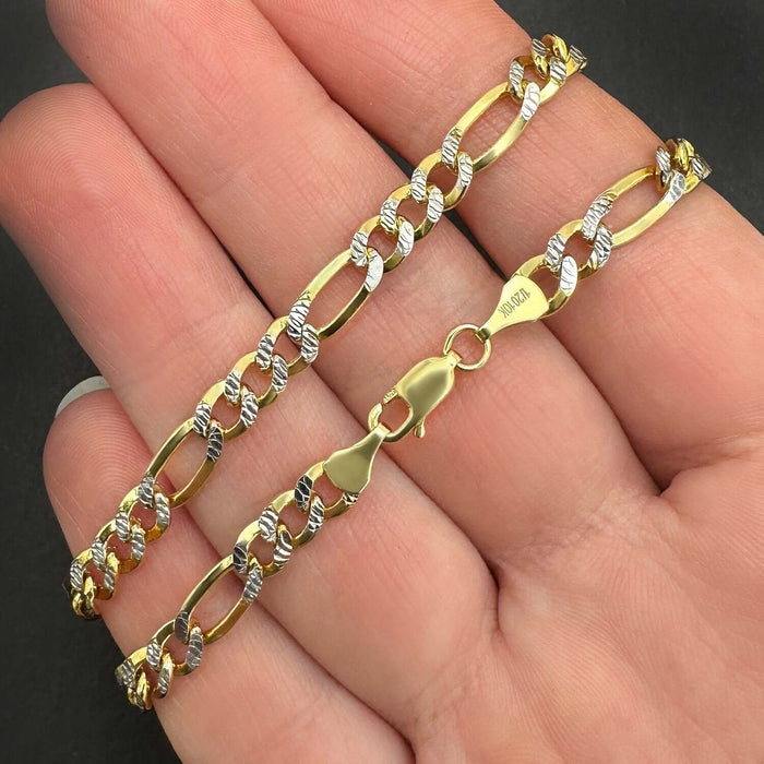 Figaro 10k Yellow Gold Chain Necklace 2.5mm - 18 Inches | Jewelers Figaro 10k Yellow Gold Chain Necklace 2.5mm - 18 Inches | Jewelers