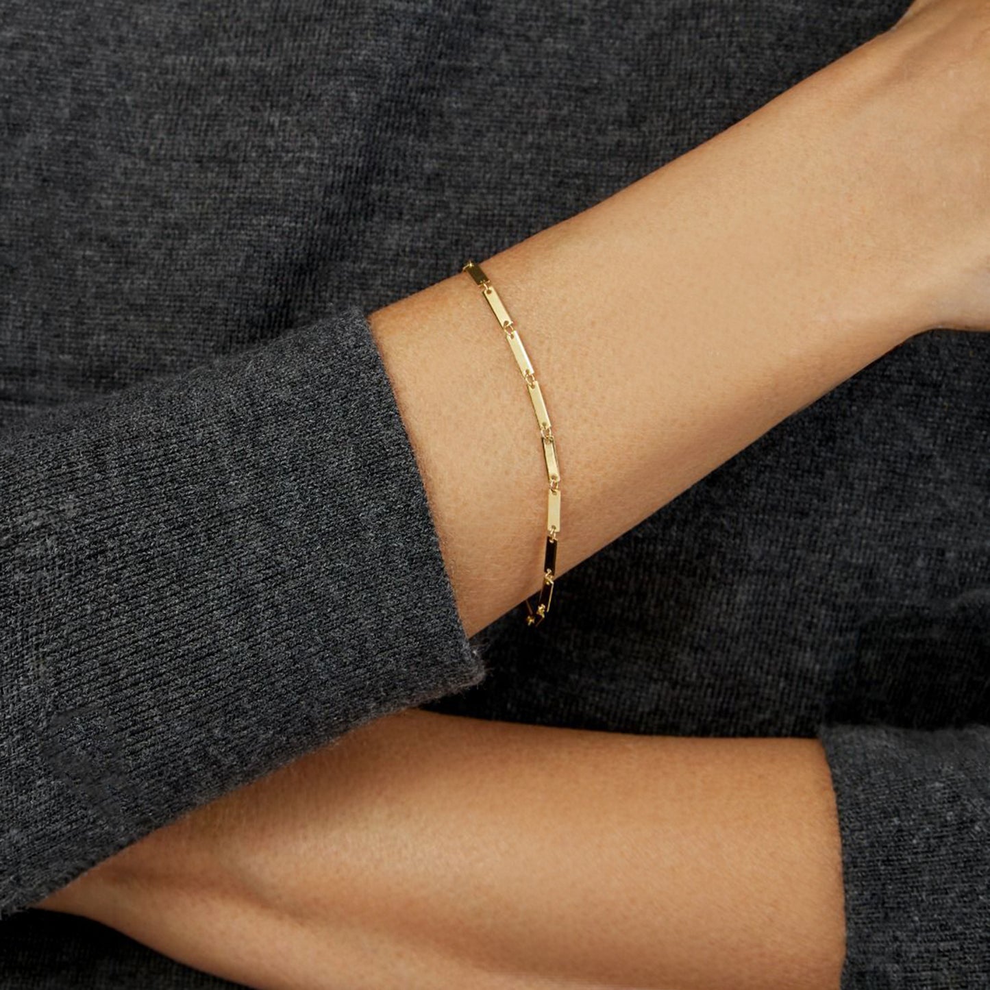 14K Yellow Gold High Polished 2mm Mirror Bar Link Bracelet 7"