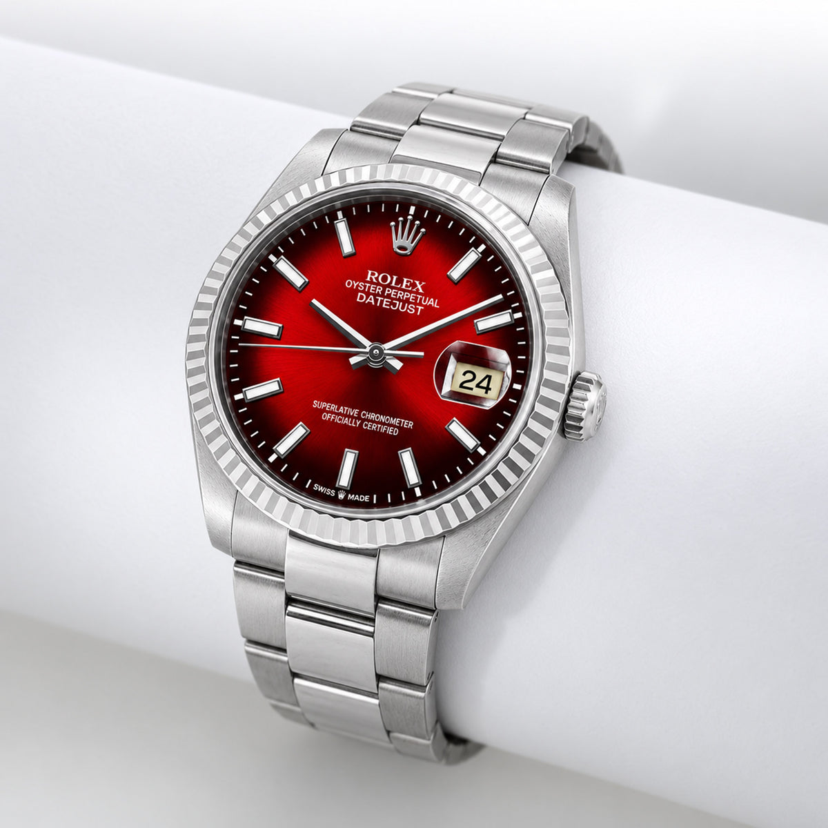 36mm Rolex Datejust 16014 18k White Gold Bezel Ombre Red Dial Oyster Band Watch