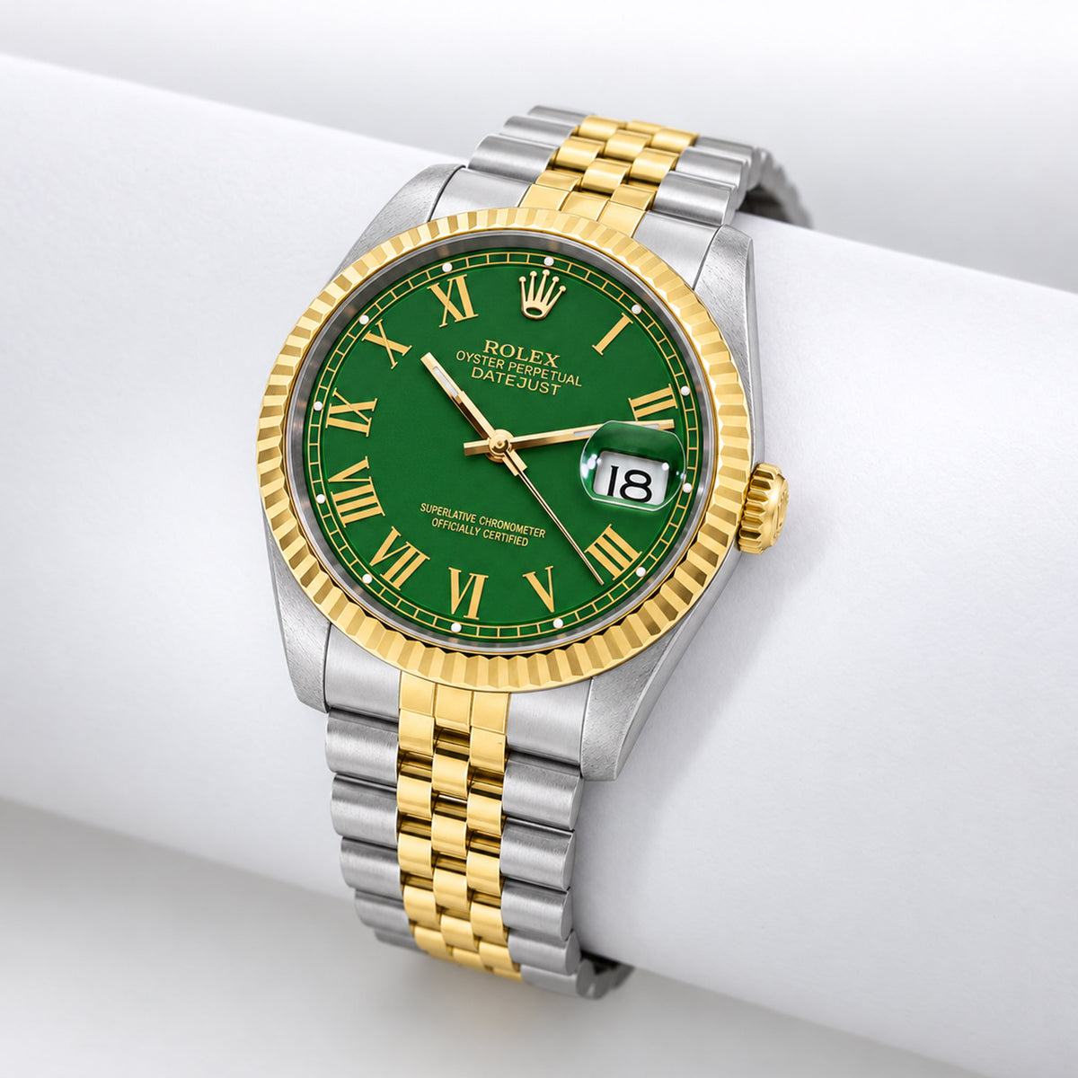 36mm Rolex Datejust 1601 18k Gold Fluted Bezel Matte Green Dial Jubilee Watch