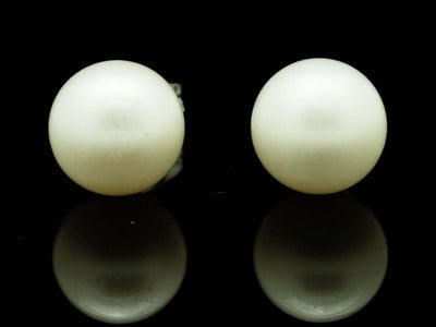 14K Yellow Gold Real Freshwater Cultured 7mm White Pearl Stud Earrings