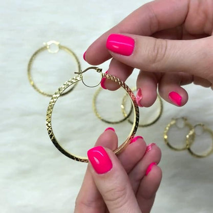 14K Yellow Gold Sparkly Faceted Diamond Cut Triangle Tube Hoop Earrings 31-52 mm