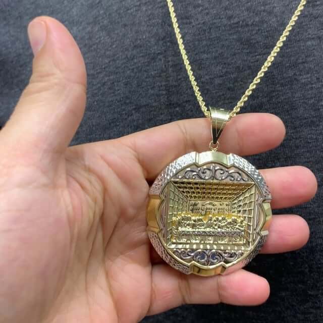 Yellow Gold 10K Diamond-Cut 3D Apostles The Last Supper Round Pendant 15mm-75mm