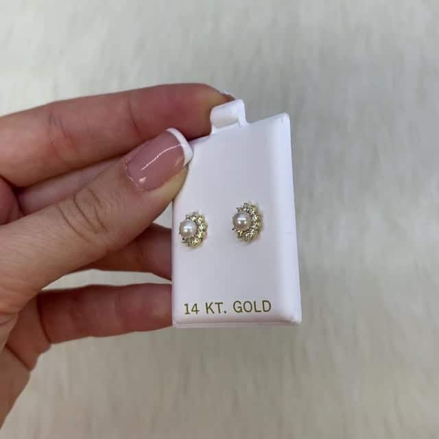 14k Yellow Gold CZ Freshwater Pearl Halo Flower Stud Earrings 8mm