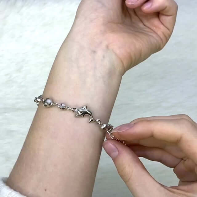 Sterling Silver Shiny Puffed Dolphin and Heart Adjustable Bracelet (Solid Links) 7"-8.5" Adjustable