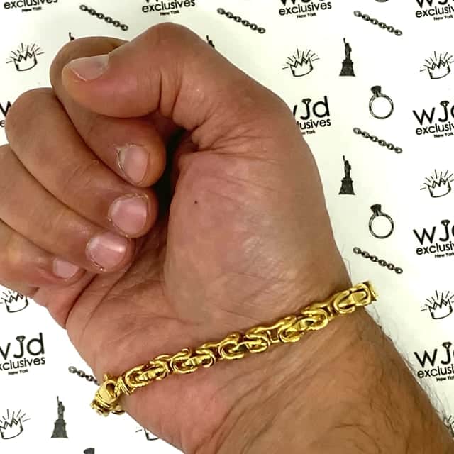 10K Yellow Gold 6mm Bullet Bracelet (Solid Links) 9"