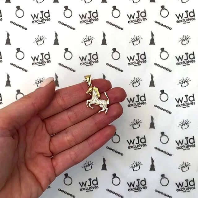 14K Yellow Gold 0.85CTW CZ Pave Horse Pendant 1.38"