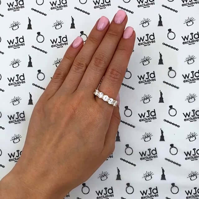 2.5CTW Real Moissanite Five-Stone 14K Gold 5mm Wedding Band