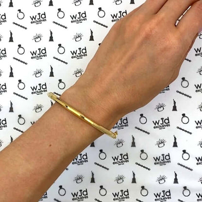 10K Gold 4mm Diamond-Cut Tube Hinged Side Clasp Bangle Bracelet 7.5"