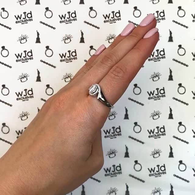 2CTW Natural Diamond Moissanite Halo Swirl 18K Gold White Bridal Engagement Ring