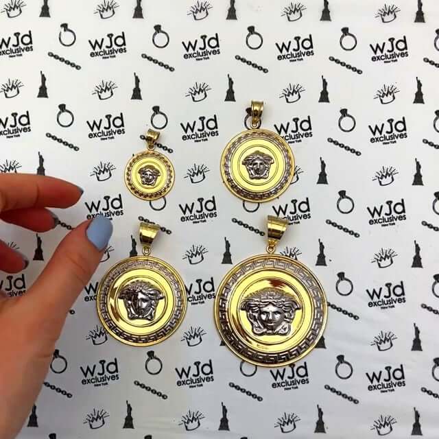 10K Yellow White Gold Medusa Head Round Hollow Medallion Pendant 1"-2.2"